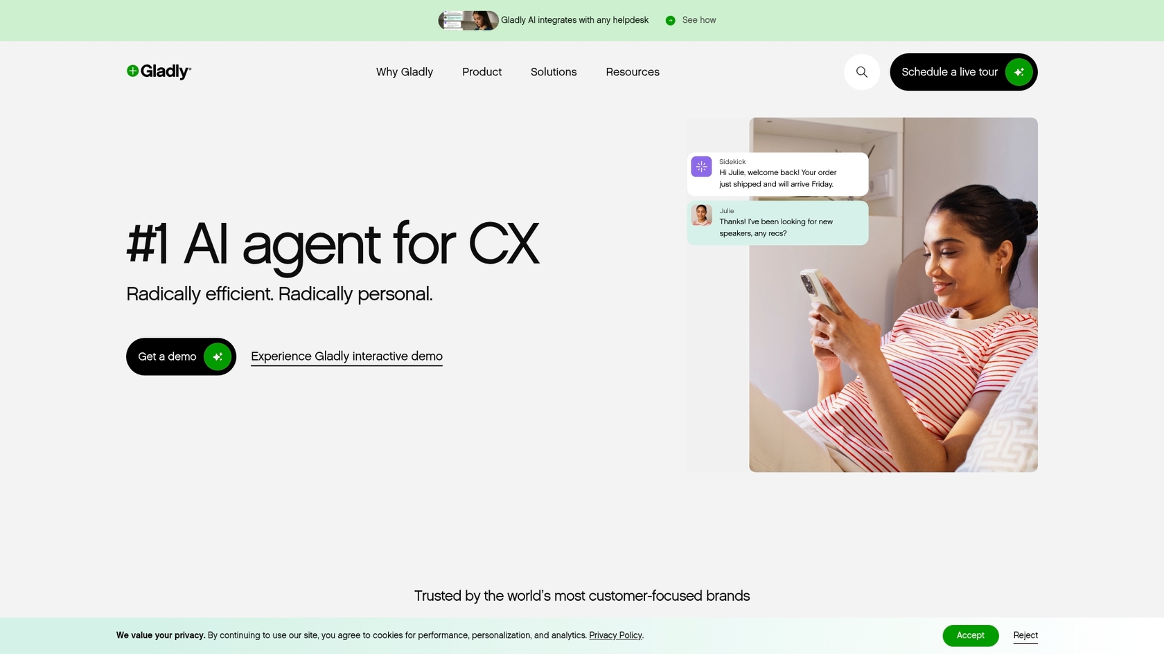 Ein Screenshot der Gladly AI-Homepage, der ihre Überschrift 