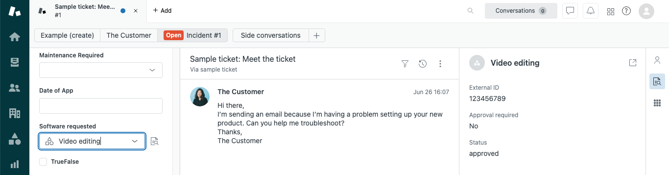Espace de travail de l'agent avec enregistrement de ticket et panneau d'aperçu d'objet personnalisé lié
