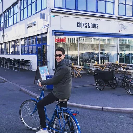 CartonCloud integra eesel AI con su Salesforce y Slack