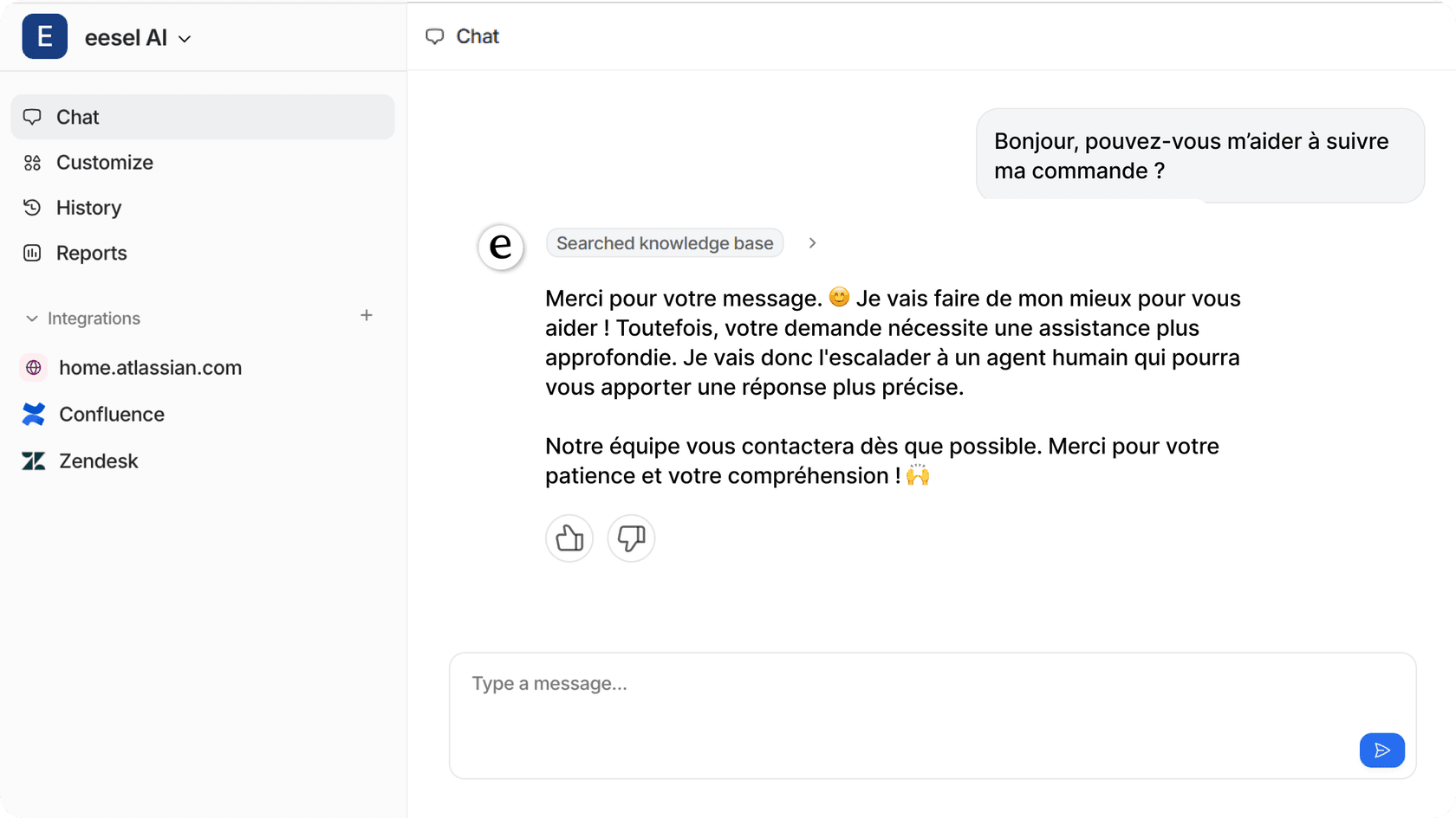Un client français demande de l'aide concernant un problème de facturation, et l'IA redirige le ticket complexe vers un agent.