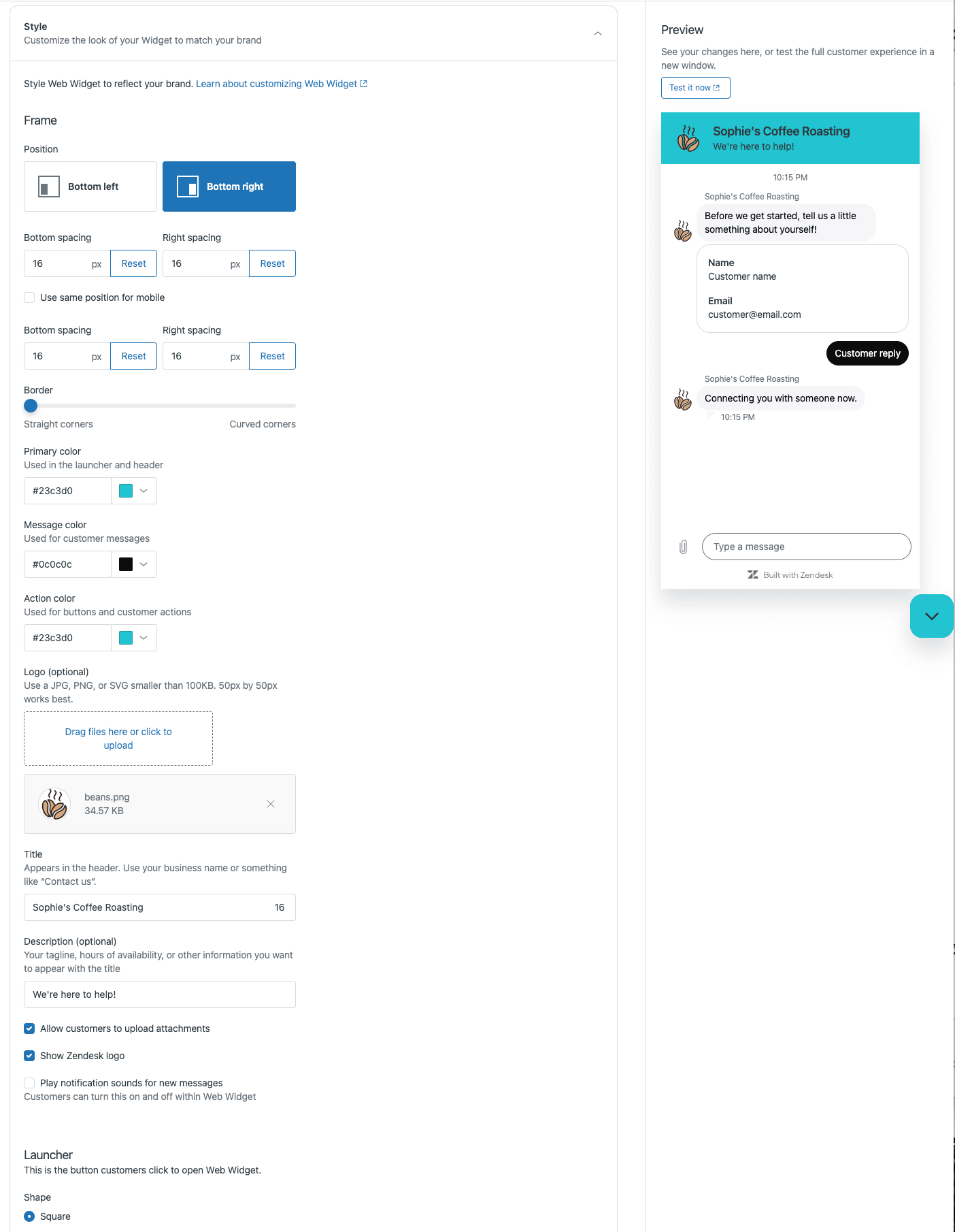 O Admin Center do Zendesk mostrando as configurações de 'Estilo' para um Web Widget dentro da seção 'Canais', com uma visualização ao vivo da interface de mensagens.