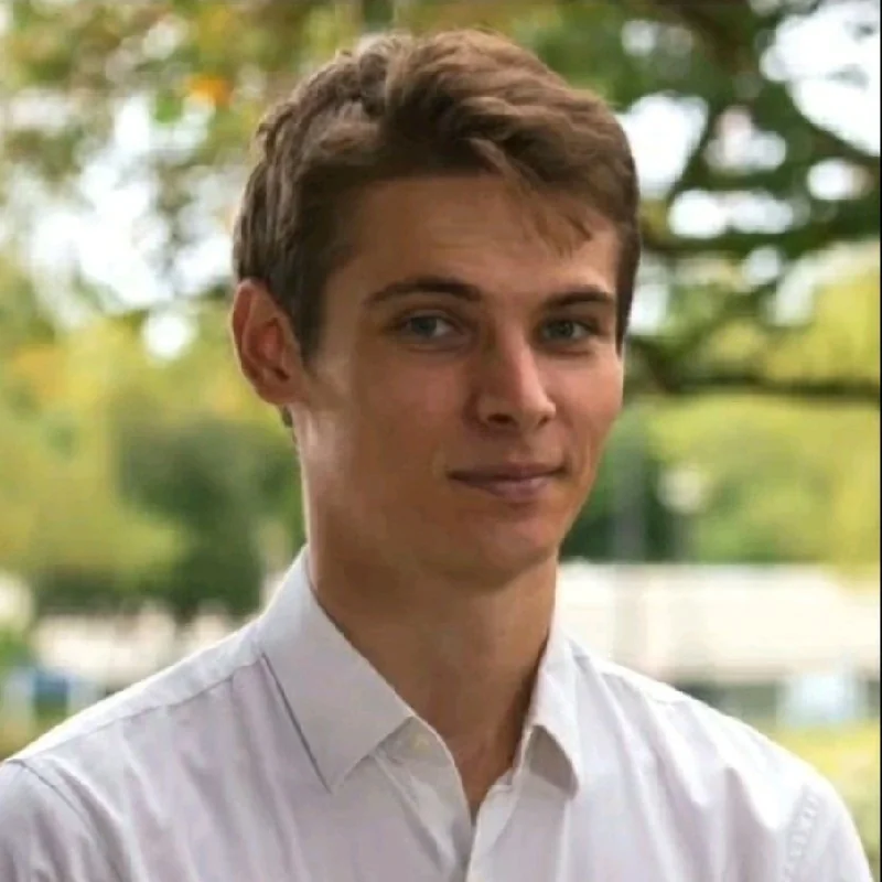 Human Thomas, the creator behind the Thomas AI founder project, as taken from his LinkedIn profile