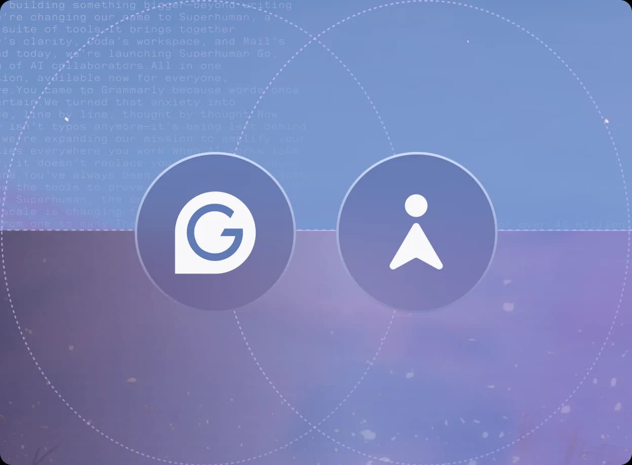Grammarly- und Superhuman-Logos nebeneinander, die die Produktfamilienfusion 2025 darstellen, aufgenommen von Grammarly