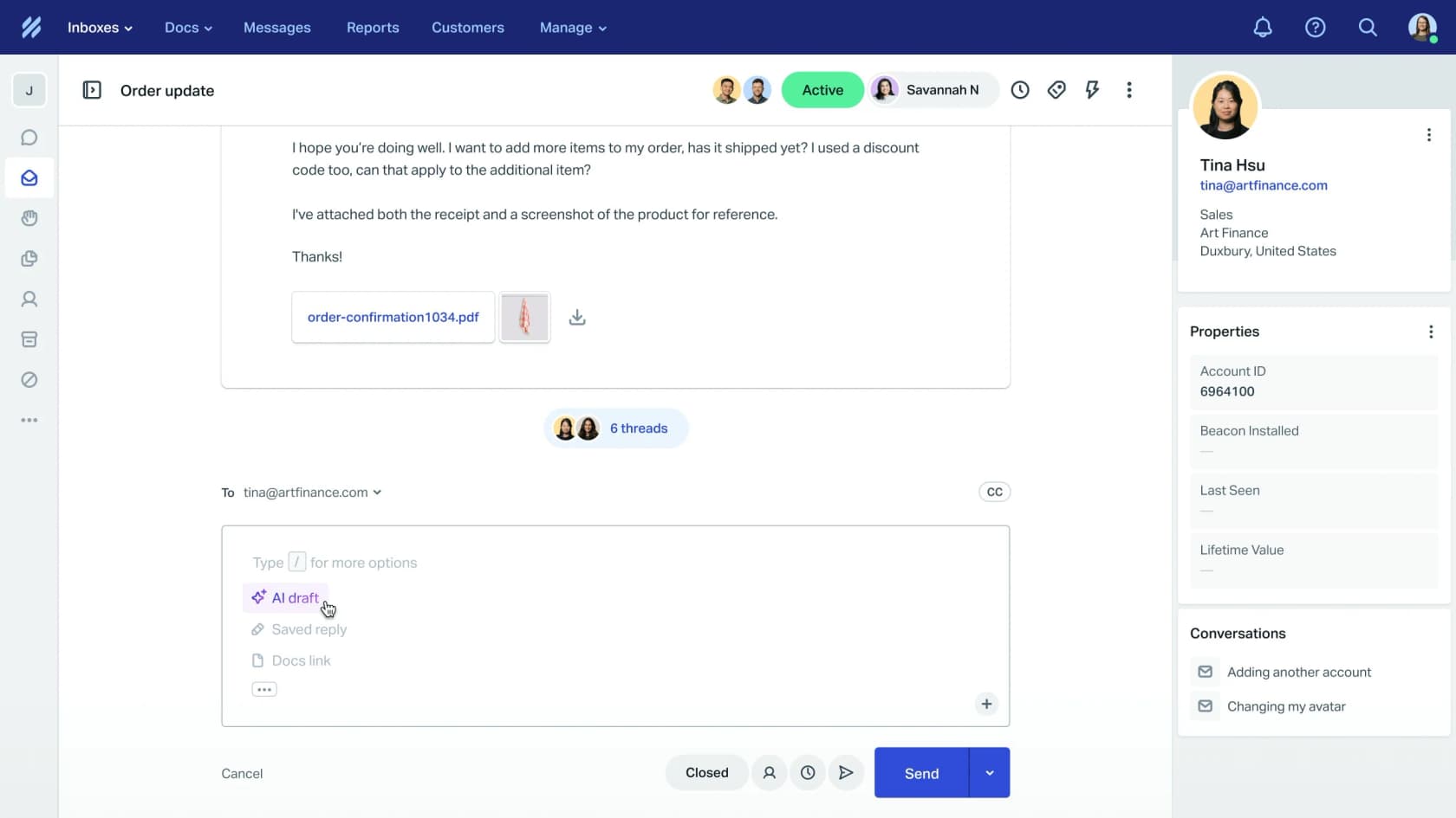 顧客会話、AI 下書きメニュー、顧客プロファイルのサイドバーを表示する Help Scout の共有受信トレイ、Help Scout より
