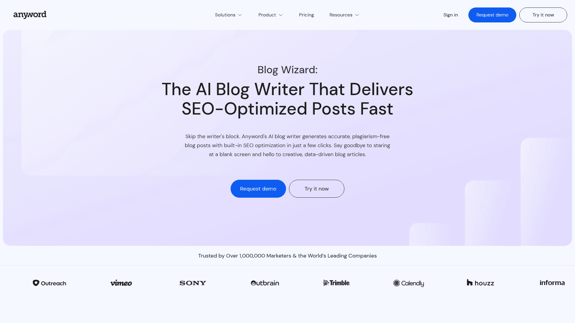Blog Wizard de Anyword mostrando el editor de formato largo con puntuación SEO, panel de investigación e interfaz de predicción de rendimiento, tal como se ve en Anyword