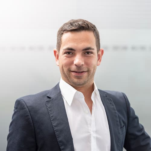 Aurenz vereinfacht die Erfahrungen ihrer Partner und Endnutzer mit eesel KI.