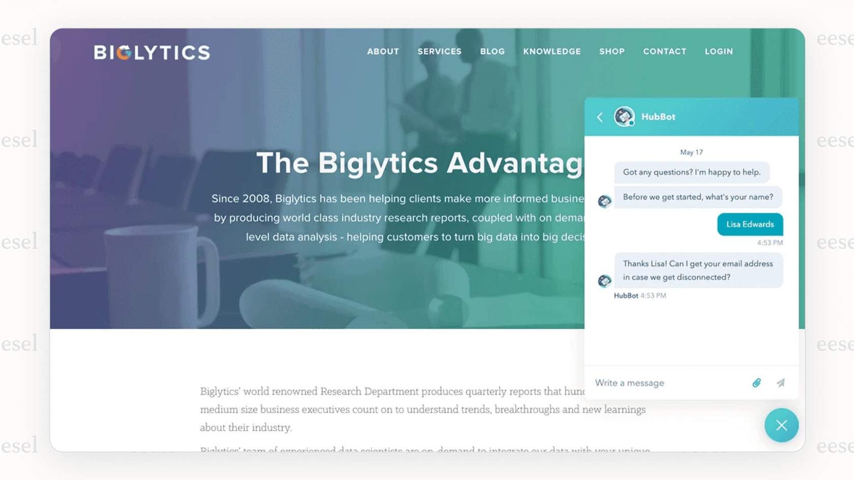 Captura de pantalla del chatbot con IA para WordPress de HubSpot interactuando con un visitante del sitio web para capturar su información de contacto para el equipo de ventas.