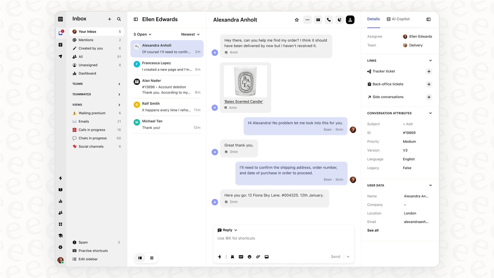 Dieses Bild zeigt die Ticket-Oberfläche von Intercom, wobei die Kundendetails in der Seitenleiste sichtbar sind, was die Nutzer-Tracking-Fähigkeiten des Intercom iOS SDK veranschaulicht.::