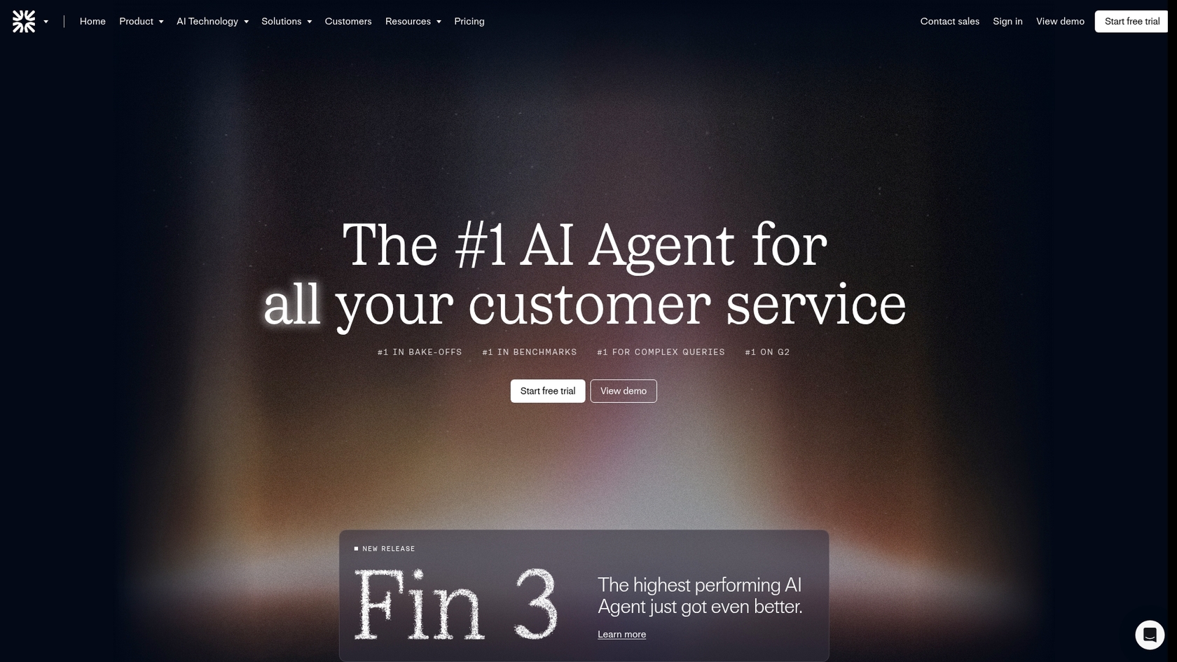 Intercomのランディングページのスクリーンショット。n8nとのIntercom統合のユーザーインターフェースが示されています。