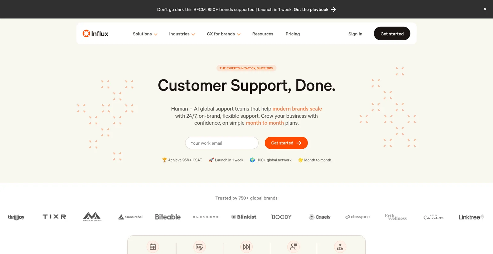 Página inicial da Influx: "Customer Support, Done." com equipes globais de suporte humano mais IA em planos mês a mês, extraída da Influx