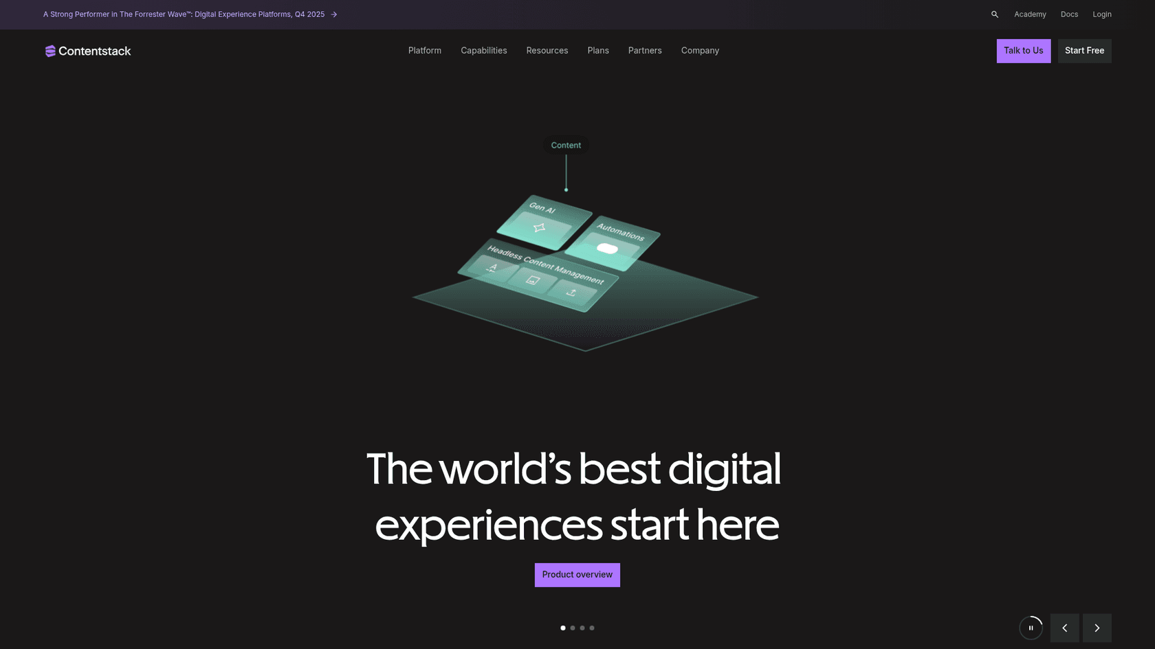 Uma captura de tela da página inicial do site Contentstack, um DXP usado para gestão de conteúdo por IA de nível corporativo.
