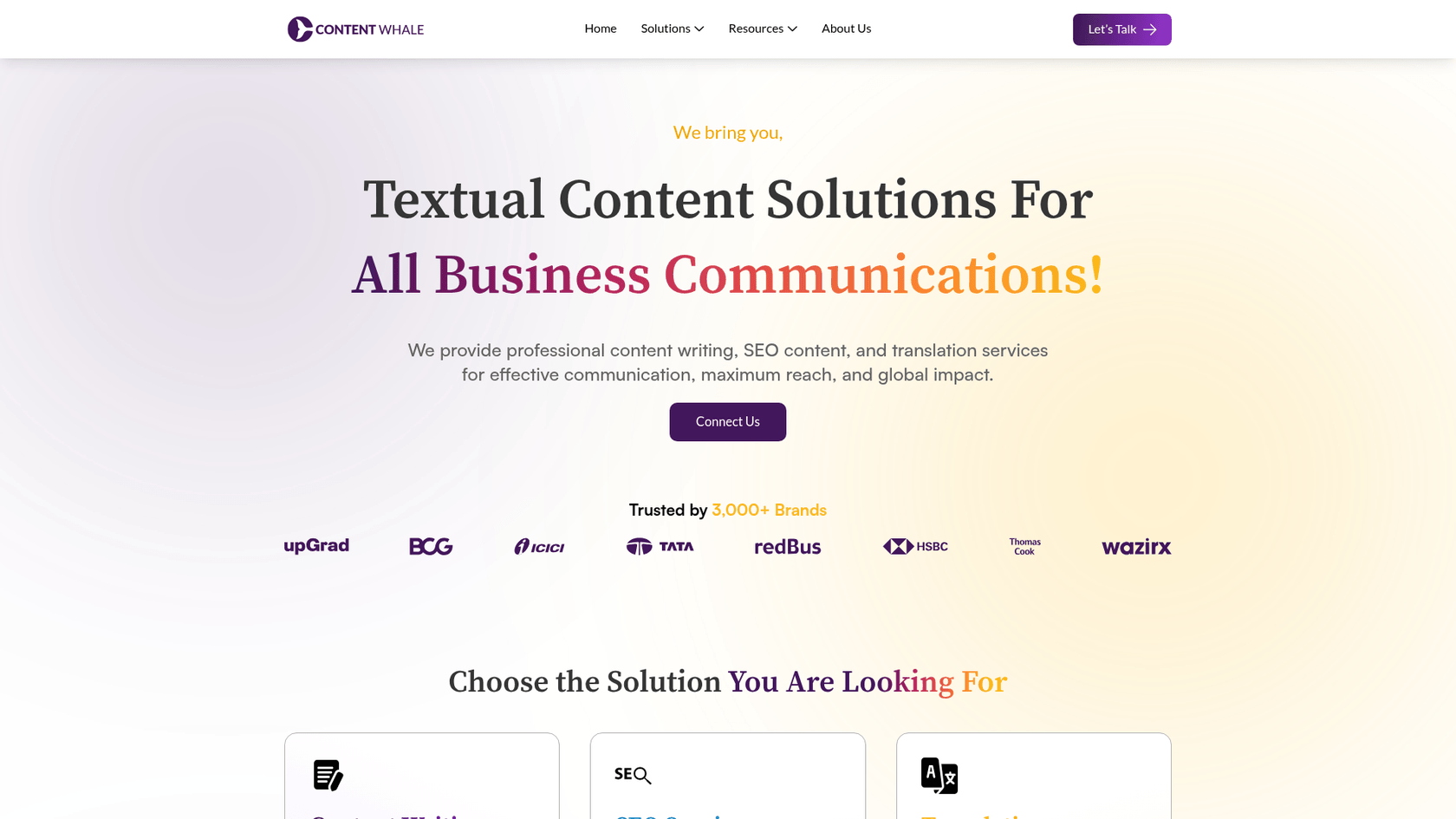 専門的な人間によるブログ作成ソリューションを提供する、Content Whaleのホームページのスクリーンショット。