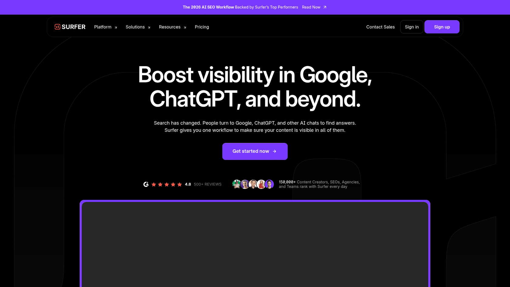 コンテンツ向けSEOオートメーション・ソフトウェアの例であるSurfer AIのホームページのスクリーンショット。