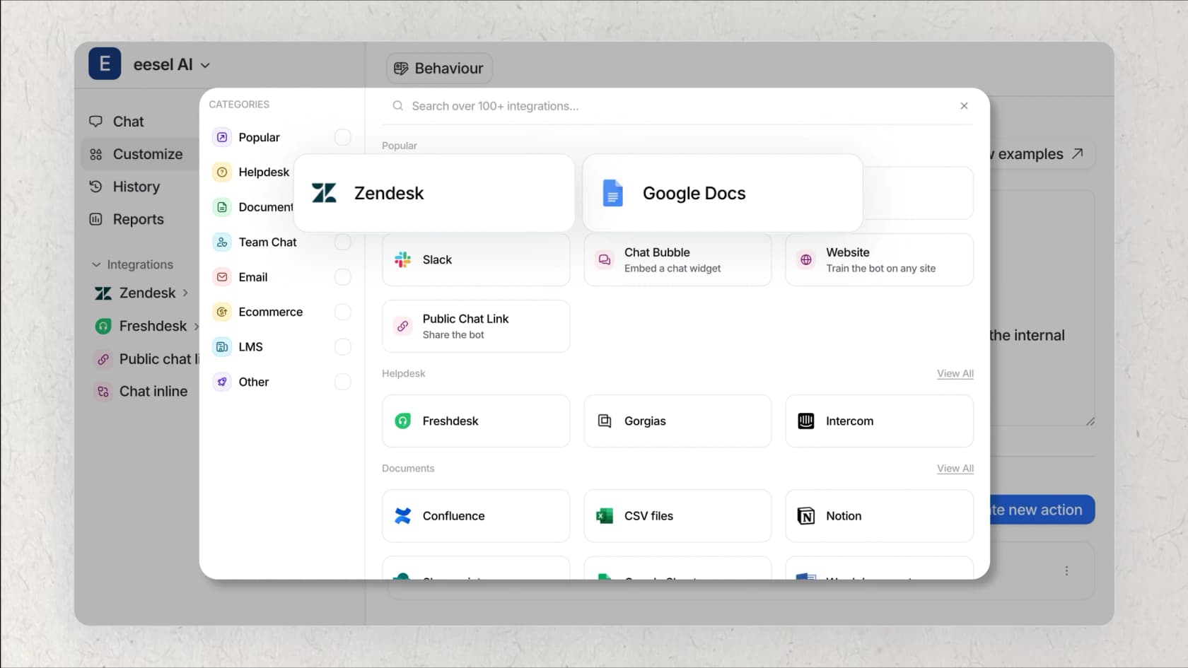 Eine Illustration, die zeigt, wie eesel AI mit internen Wissensdatenbanken wie Zendesk und Confluence verbunden wird – ein alternativer Ansatz, der in diesem Frase AI Testbericht diskutiert wird.