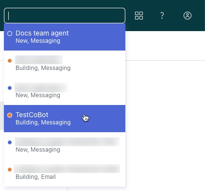 Dropdown-Menü zur Auswahl von Messaging-Bots in der Konversationsplattform