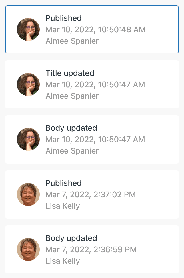 Painel de revisões do Zendesk Guide mostrando a lista de versões do artigo
